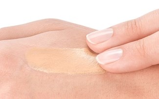 how-to-mineralblend-foundation-03-gypsum