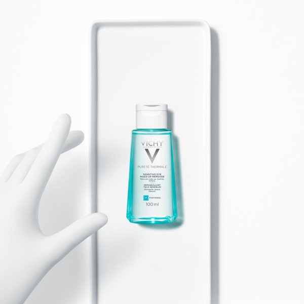 3 - DMAQUILLANT YEUX APAISANT